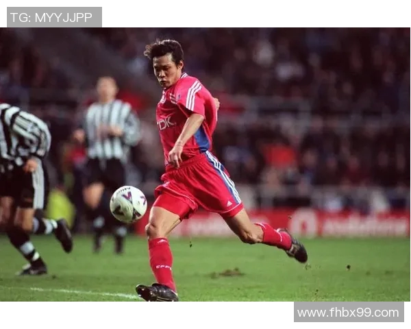 国内知名足球球星私下抽烟习惯引发大众关注与健康话题讨论 国内知名足球球星私下抽烟习惯引发大众关注与健康话题讨论